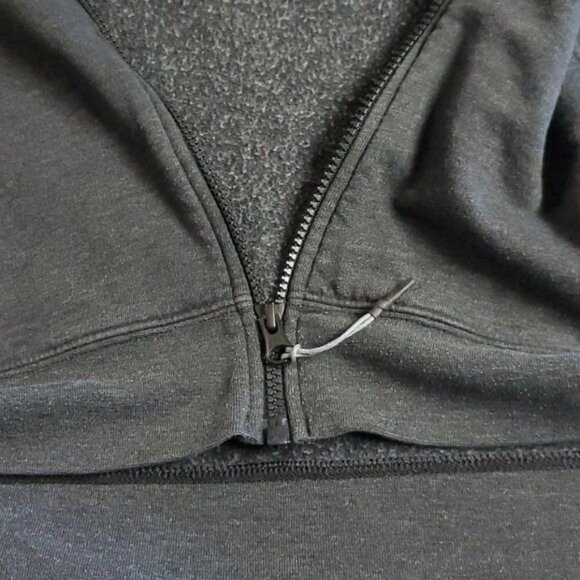 Under Armour Unisex Sz. M Grey Full Zippered Hoodie with Pockets - Picture 7 of 12